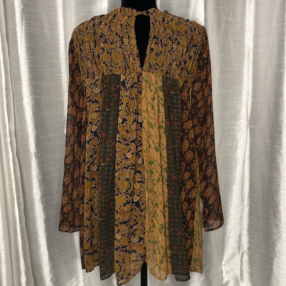 Free People NWT Women’s Small Bronze Combo Merrie Mixed-Print Semi Sheer Tunic - Picture 4 of 9